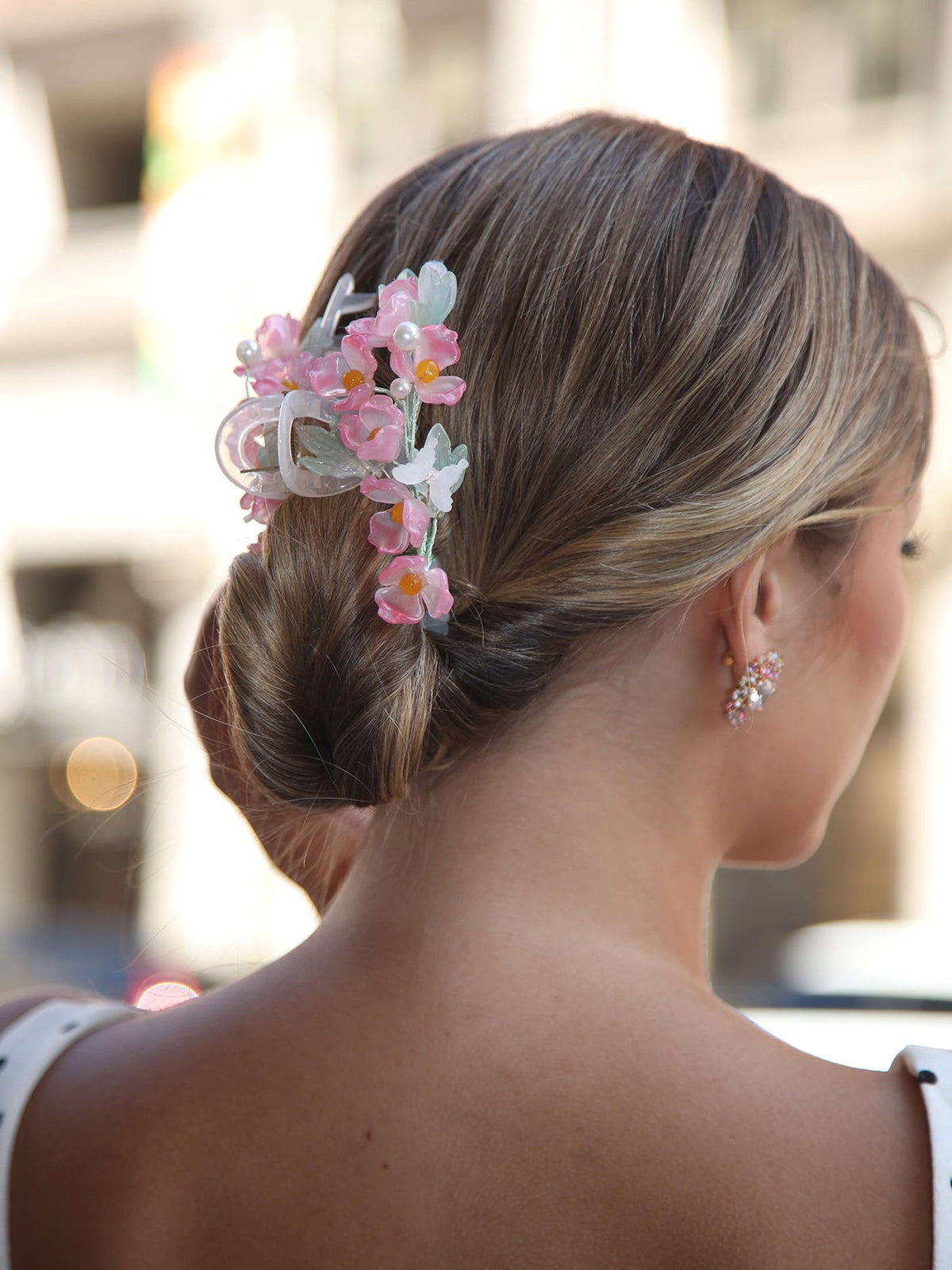 Blush Peach Blossom Honey Bead Hair Claw hair claws JewelryBlossom #flowerjewelry# #weddingjewelry# #bridaljewelry# #weddinggift# #bridemaidgift##giftforher# #mothergift# #daughtergift# #birthdaygift# #anniversarygi