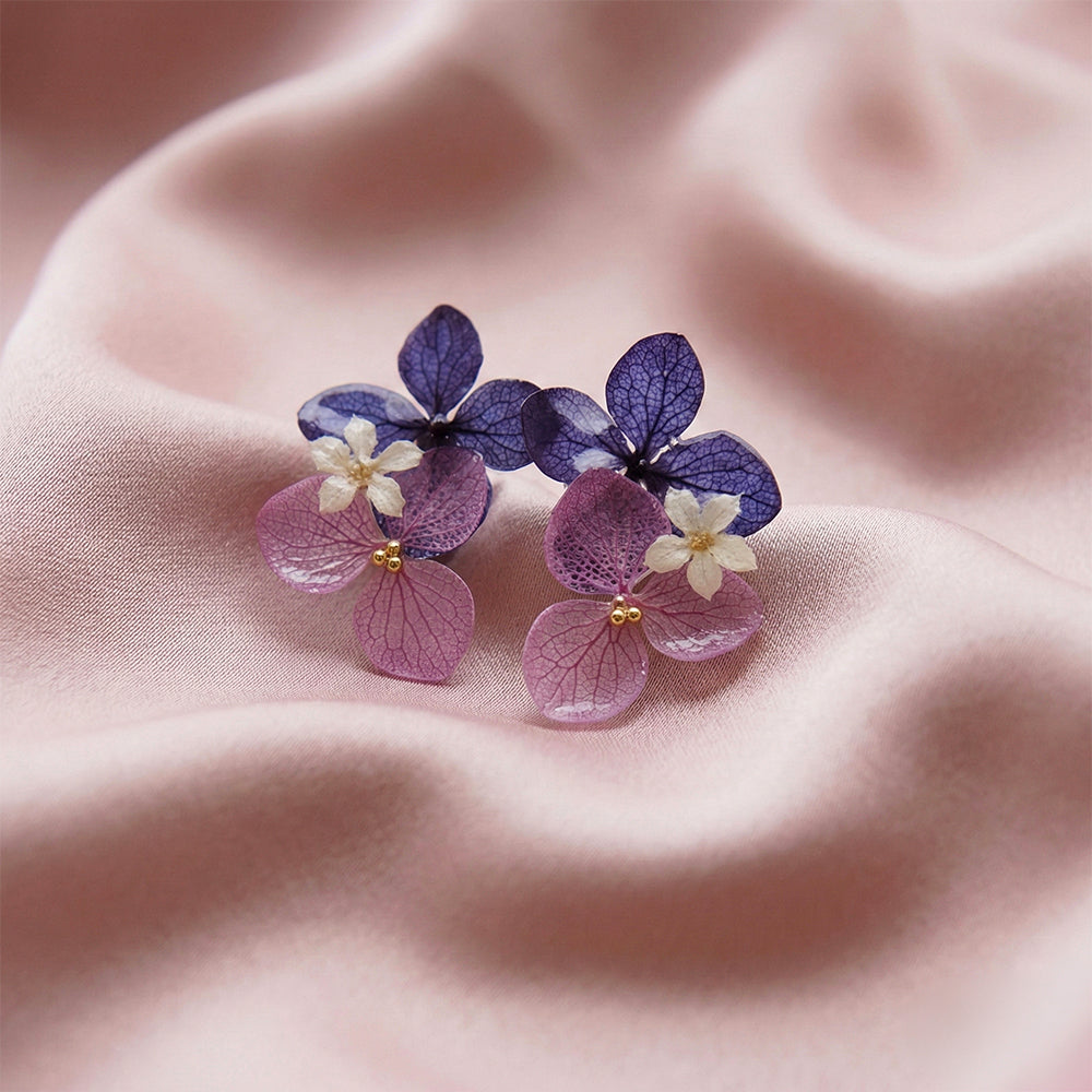 *Real Flower* Dancing Purple Daisy Flower Stud Earrings