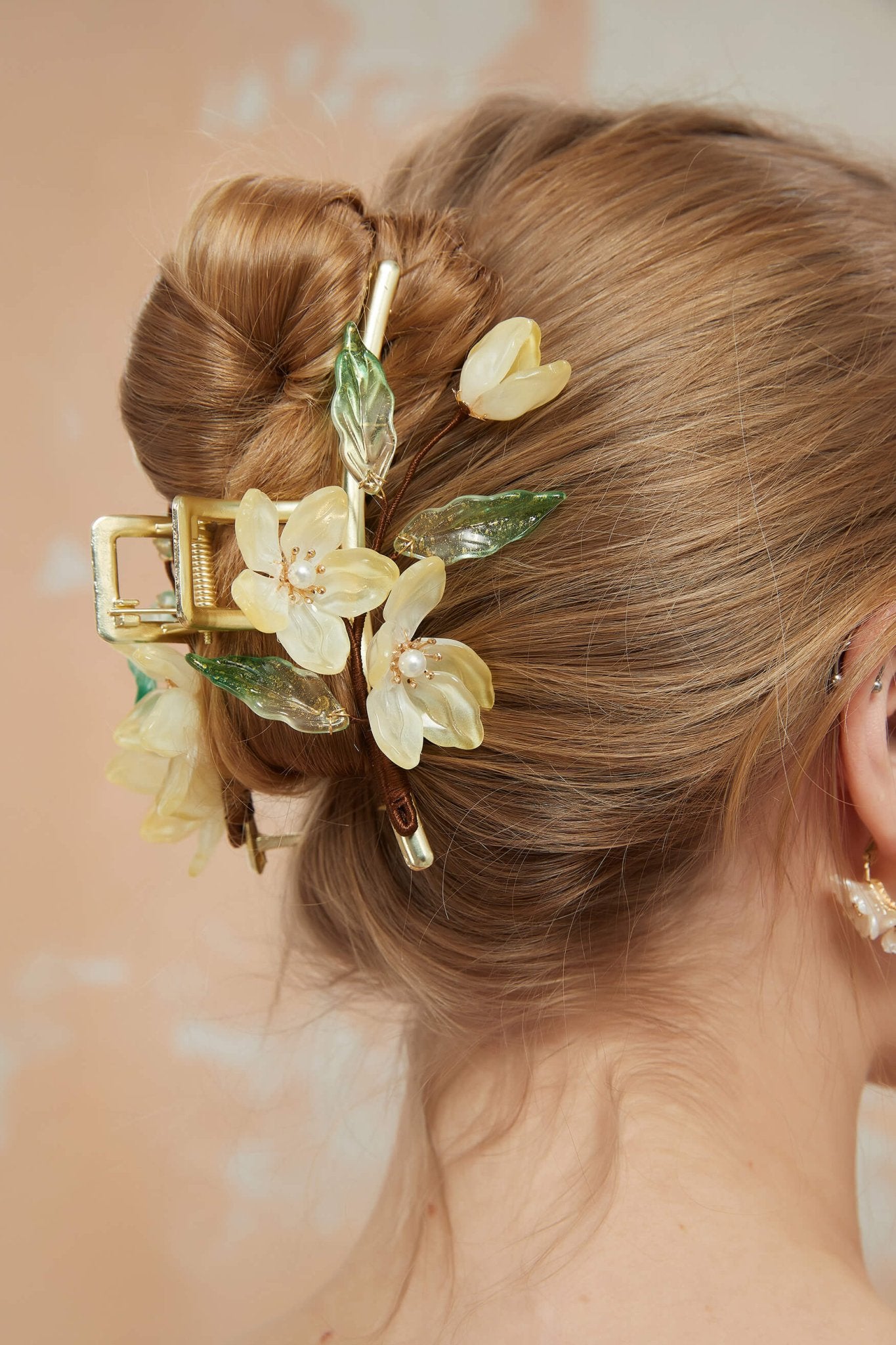 Dream Jasmine Flower Garden Hair Clawhair clawsJewelryBlossomuniqueflowerearringsgiftforhermothergiftdaughtergiftbirthdaygiftanniversarygift