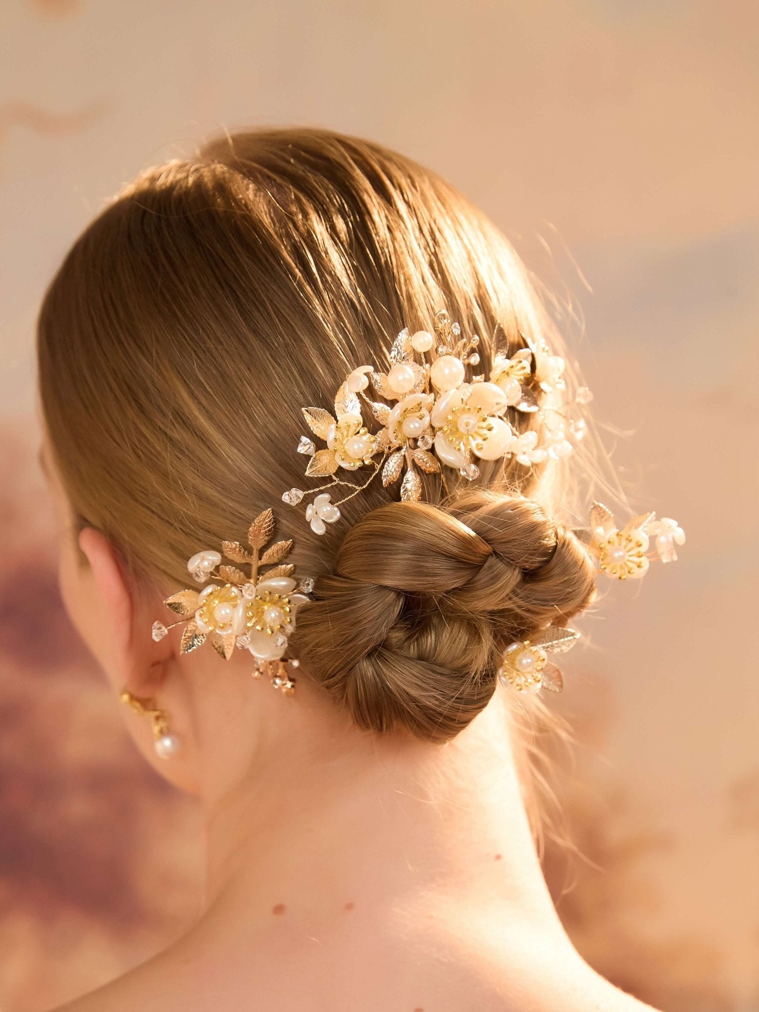 Evelyn Comb Set (4-Piece)HAIRJewelryBlossomuniqueflowerearringsgiftforhermothergiftdaughtergiftbirthdaygiftanniversarygift