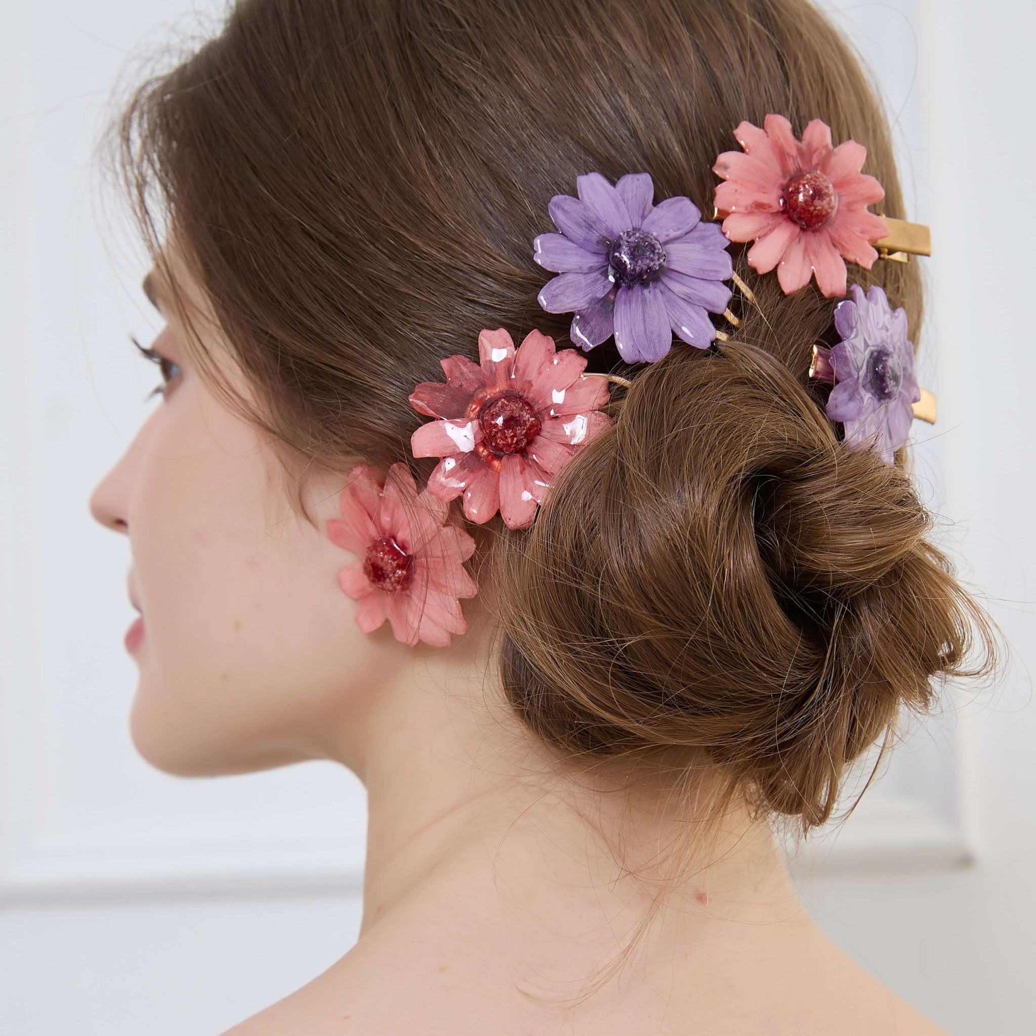 Four Color Daisy Hair Combs Set (4 Pieces)HAIRJewelryBlossomuniqueflowerearringsgiftforhermothergiftdaughtergiftbirthdaygiftanniversarygift