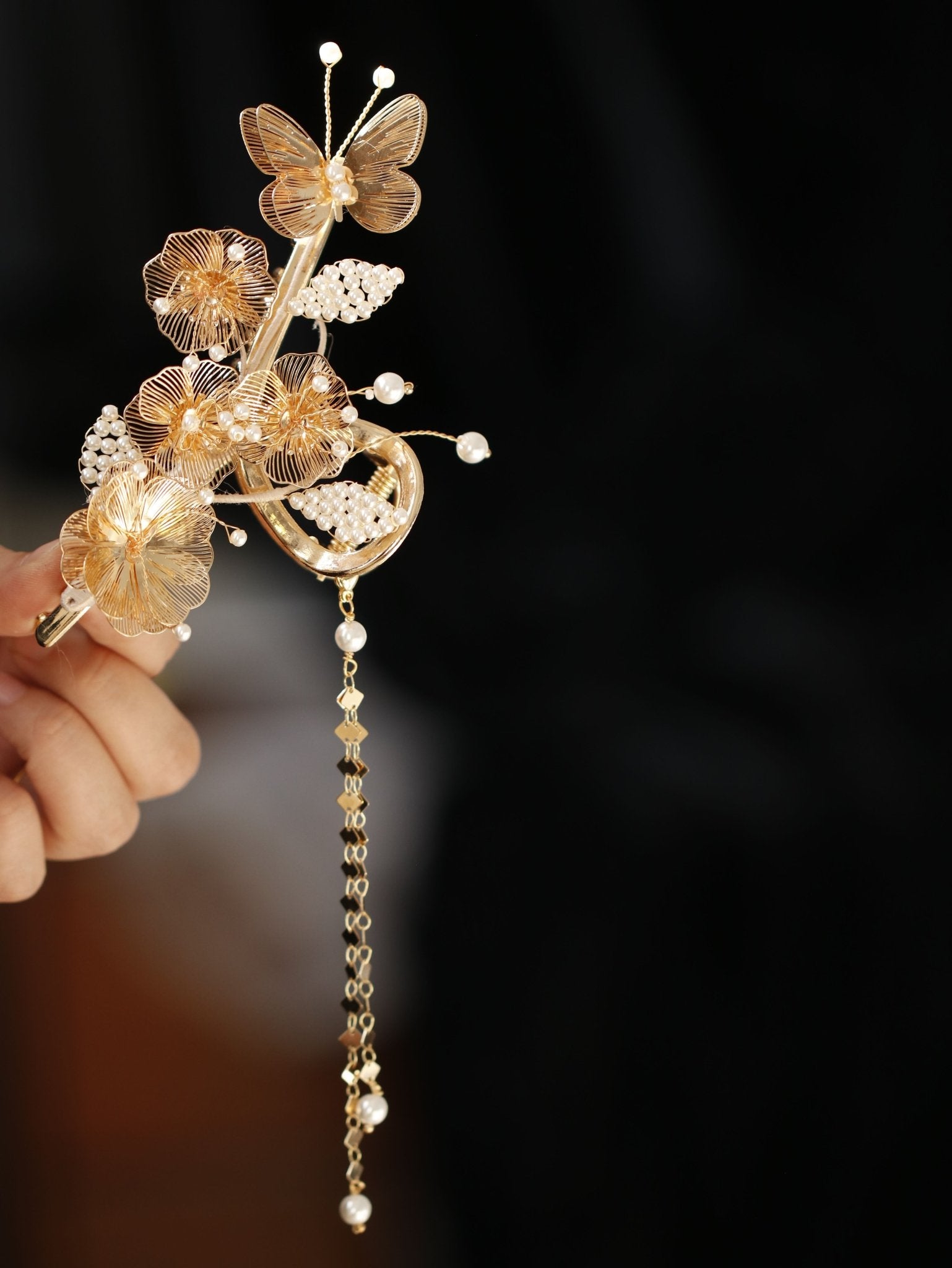 Golde Flora Tassel Butterfly Garden Hair Clawhair clawsJewelryBlossomuniqueflowerearringsgiftforhermothergiftdaughtergiftbirthdaygiftanniversarygift
