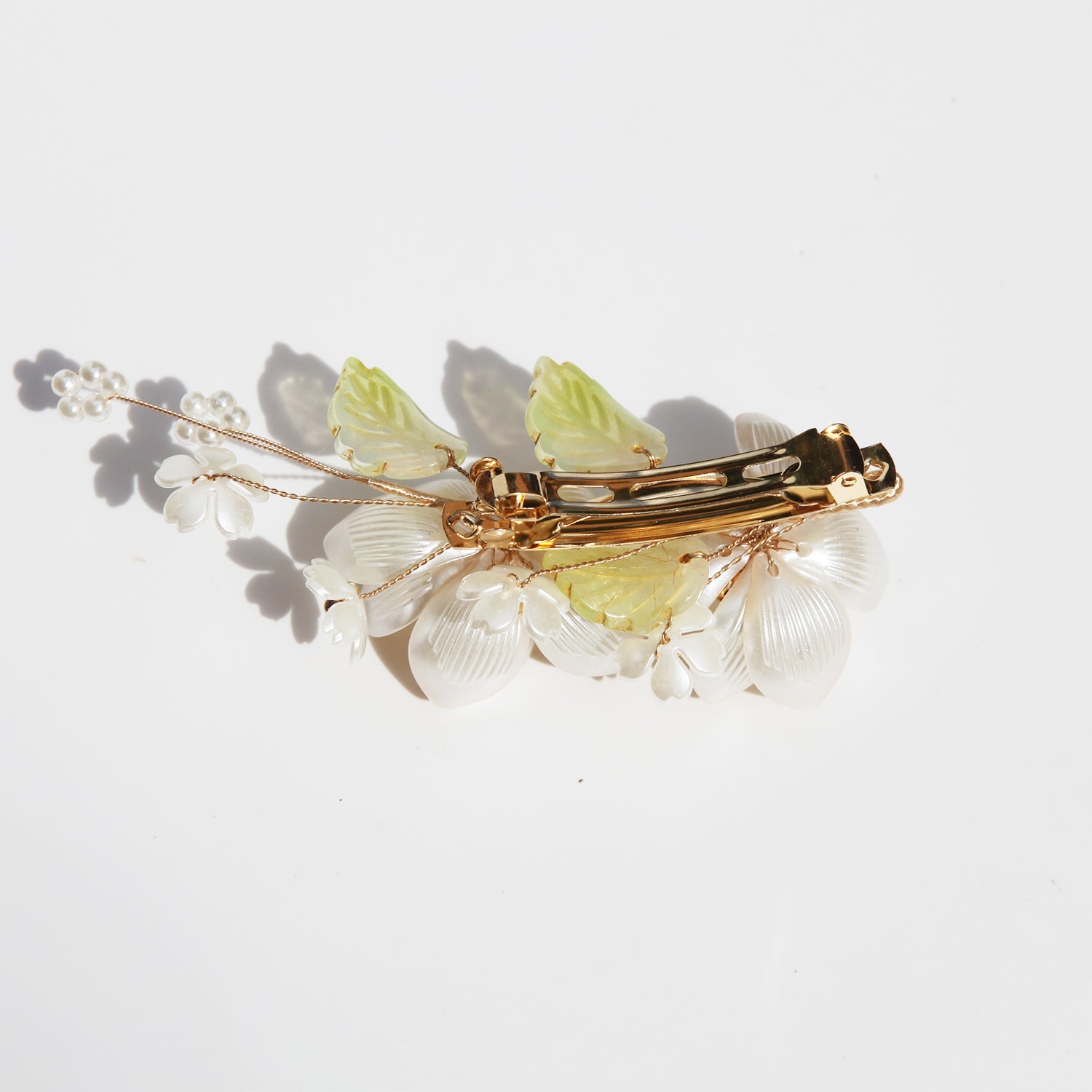 Golden Magnolia Pearl BarretteHair ClipsJewelryBlossomuniqueflowerearringsgiftforhermothergiftdaughtergiftbirthdaygiftanniversarygift