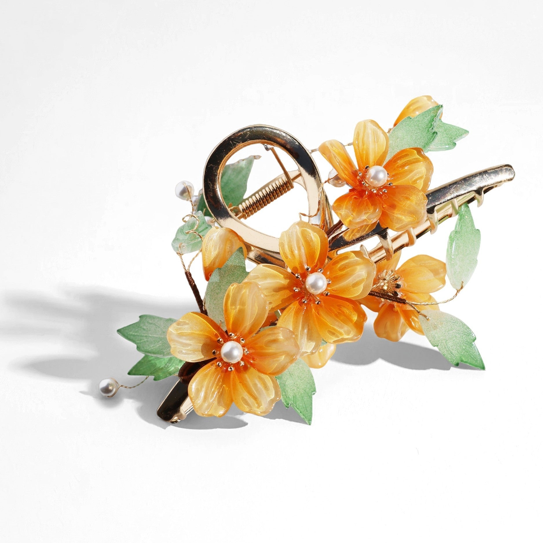 Golden Osmanthus Dew Hair Clawhair clawsJewelryBlossomuniqueflowerearringsgiftforhermothergiftdaughtergiftbirthdaygiftanniversarygift