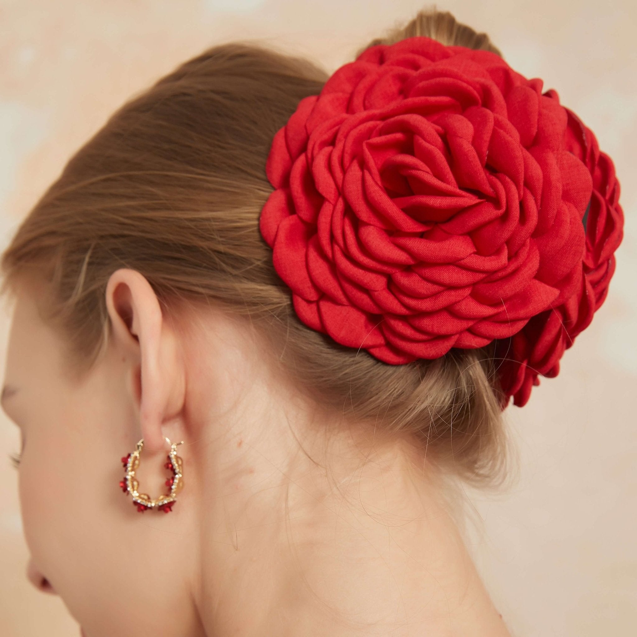 Large Red Camellia Hair Clawhair clawsJewelryBlossomuniqueflowerearringsgiftforhermothergiftdaughtergiftbirthdaygiftanniversarygift