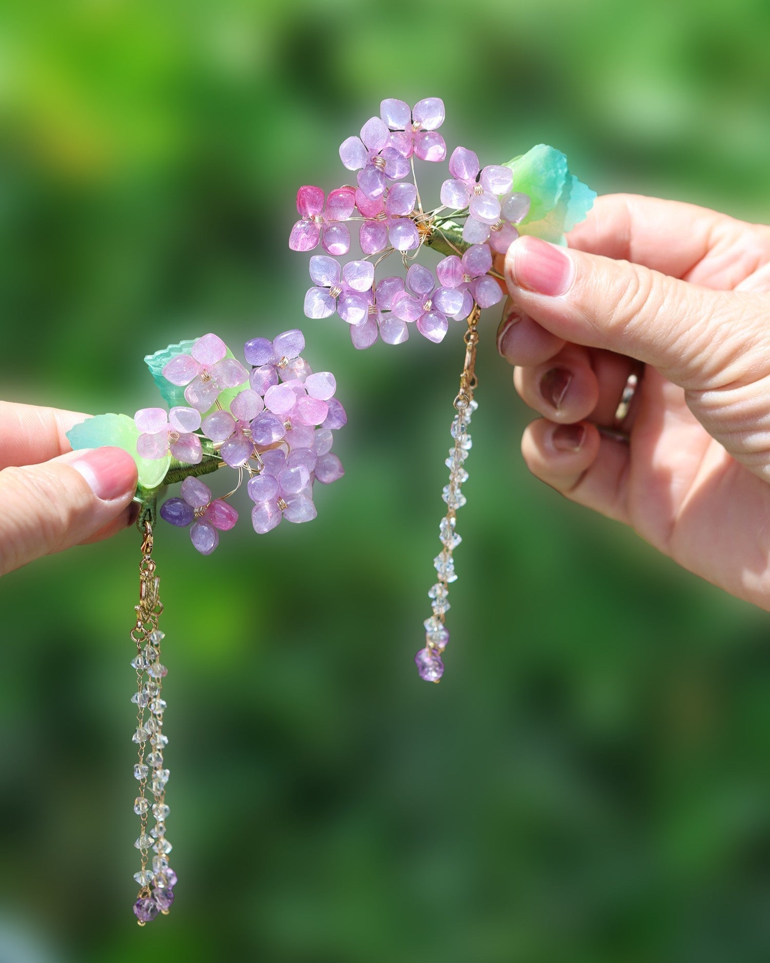 Lilac Hydrangea Tassel & Camellia Hair Clips (2-Piece Set) Hair Clips JewelryBlossom flowerjewelry weddingjewelry bridaljewelry weddinggift bridemaidgiftgiftforher mothergift daughtergift birthdaygift anniversarygi
