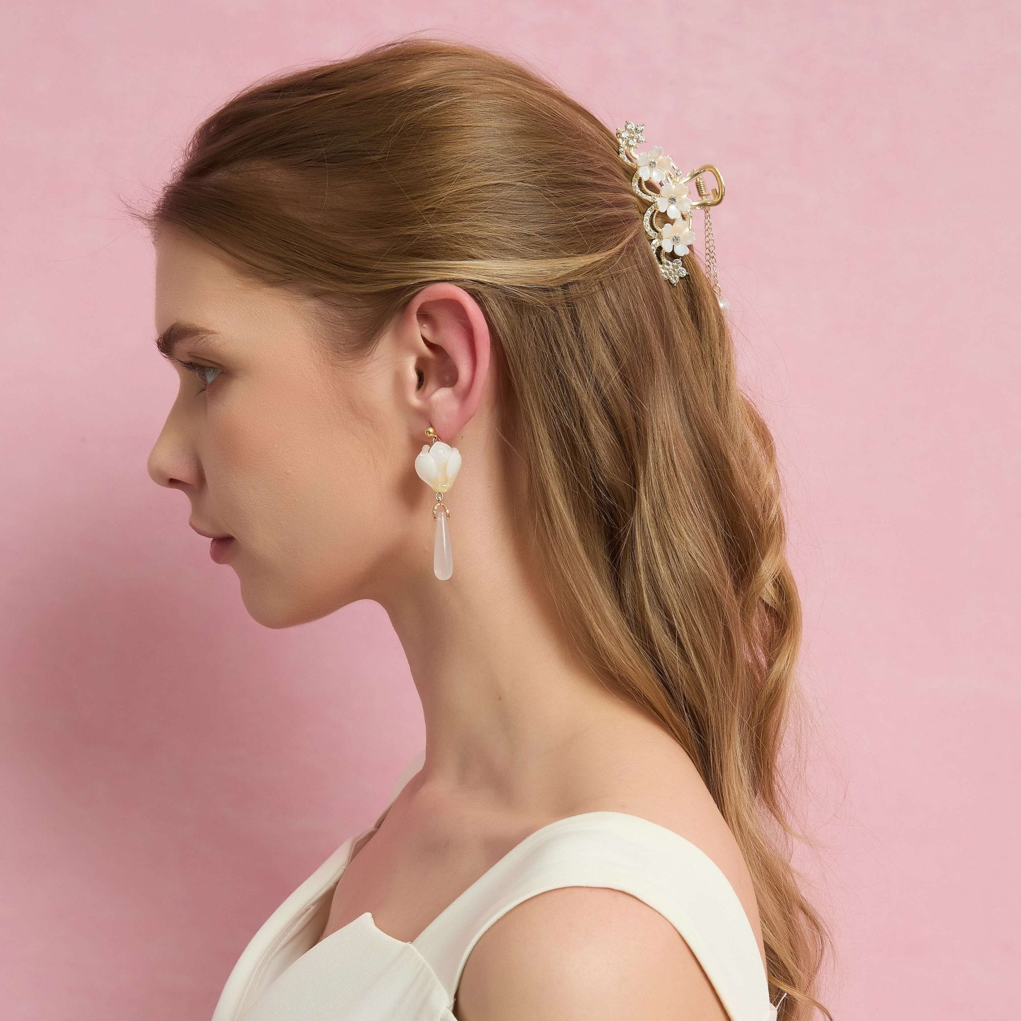Mini White Jasmine Hair Claw hair claws JewelryBlossom flowerjewelry weddingjewelry bridaljewelry weddinggift bridemaidgiftgiftforher mothergift daughtergift birthdaygift anniversarygi