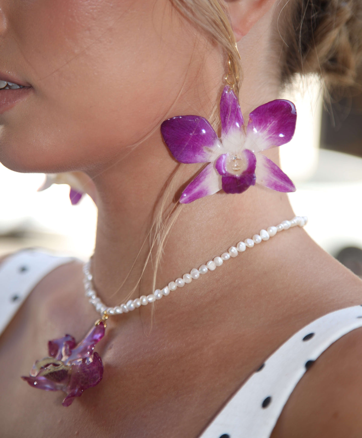 *Real Flower* Orchid Bloom Freshwater Pearl Pendant Necklace