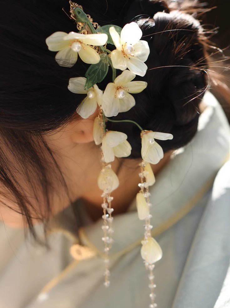 Osmanthus Flower Tassel Hair ClipHair ClipsJewelryBlossomuniqueflowerearringsgiftforhermothergiftdaughtergiftbirthdaygiftanniversarygift
