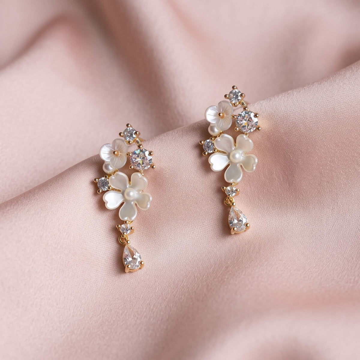 Pearl Petal Cluster Teardrop Earrings Earrings JewelryBlossom #flowerjewelry# #weddingjewelry# #bridaljewelry# #weddinggift# #bridemaidgift##giftforher# #mothergift# #daughtergift# #birthdaygift# #anniversarygi