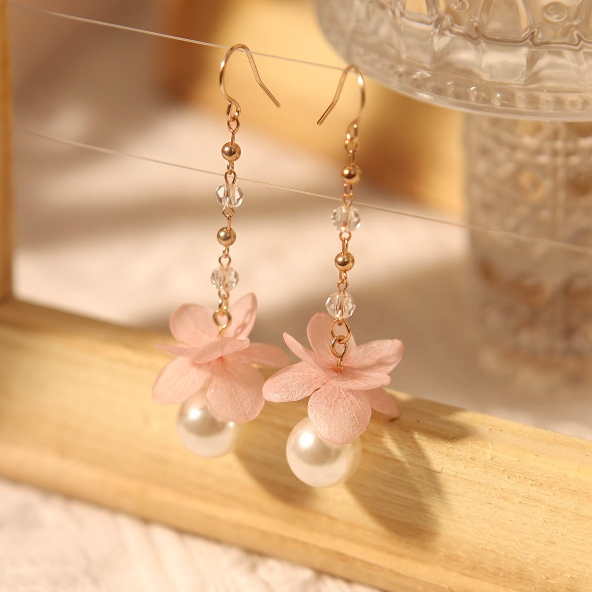 *Real Flower* Ballet Hydrangea Pearl Bloom Earrings Earrings JewelryBlossom flowerjewelry weddingjewelry bridaljewelry weddinggift bridemaidgiftgiftforher mothergift daughtergift birthdaygift anniversarygi