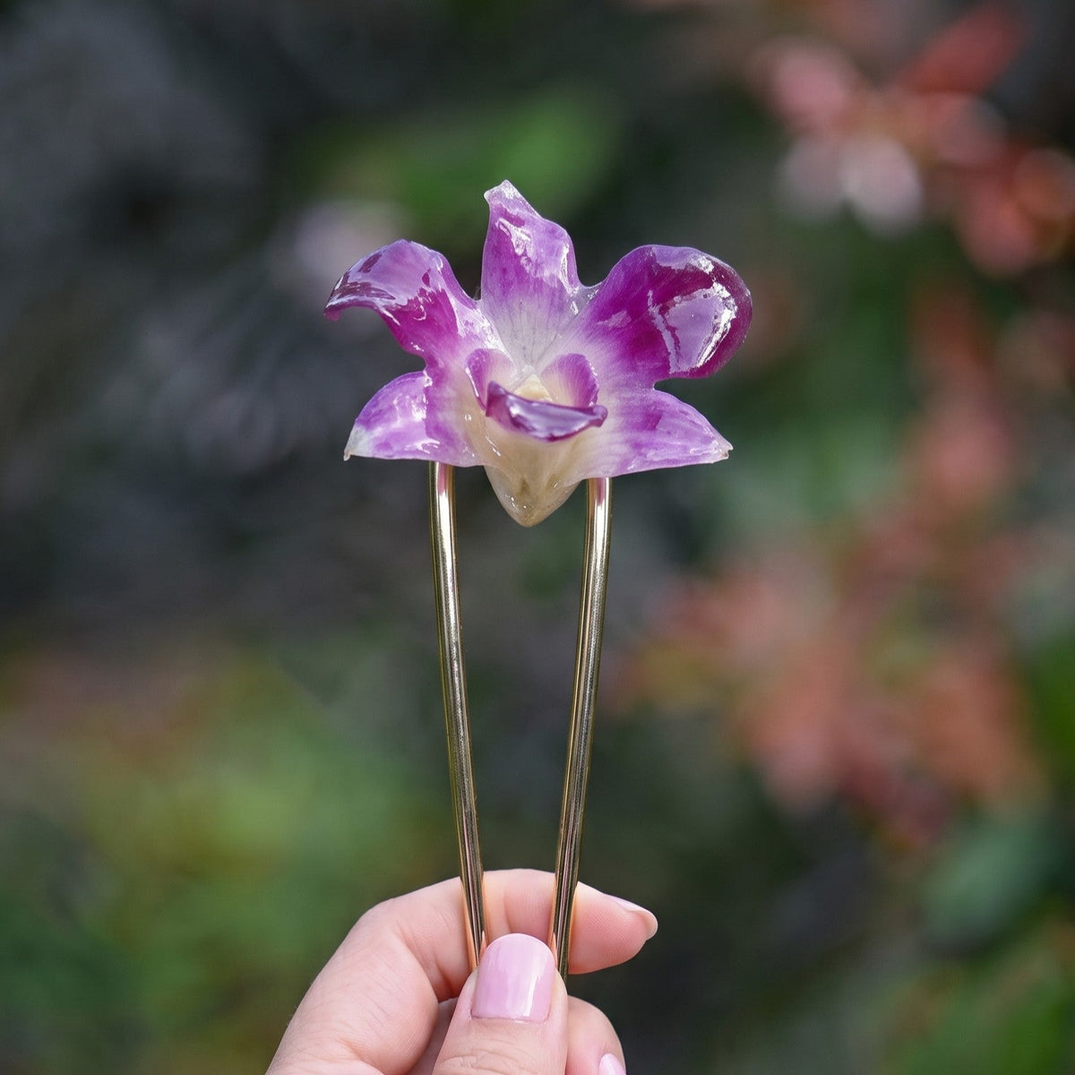 *Real Flower* Fuchsia Orchid Resin French Pin HAIR JewelryBlossom #flowerjewelry# #weddingjewelry# #bridaljewelry# #weddinggift# #bridemaidgift##giftforher# #mothergift# #daughtergift# #birthdaygift# #anniversarygi