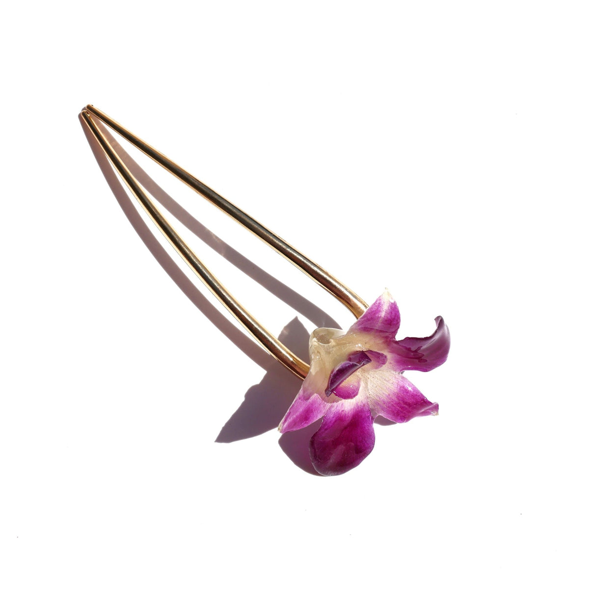 *Real Flower* Fuchsia Orchid Resin French Pin HAIR JewelryBlossom #flowerjewelry# #weddingjewelry# #bridaljewelry# #weddinggift# #bridemaidgift##giftforher# #mothergift# #daughtergift# #birthdaygift# #anniversarygi