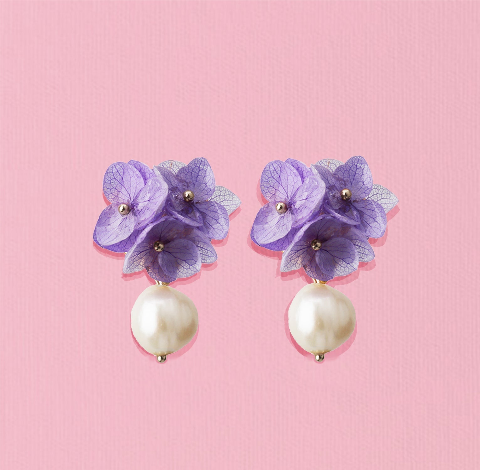 *Real Flower* Hydrangea Pearl Silver Stud EarringsEarringsJewelryBlossomuniqueflowerearringsgiftforhermothergiftdaughtergiftbirthdaygiftanniversarygift