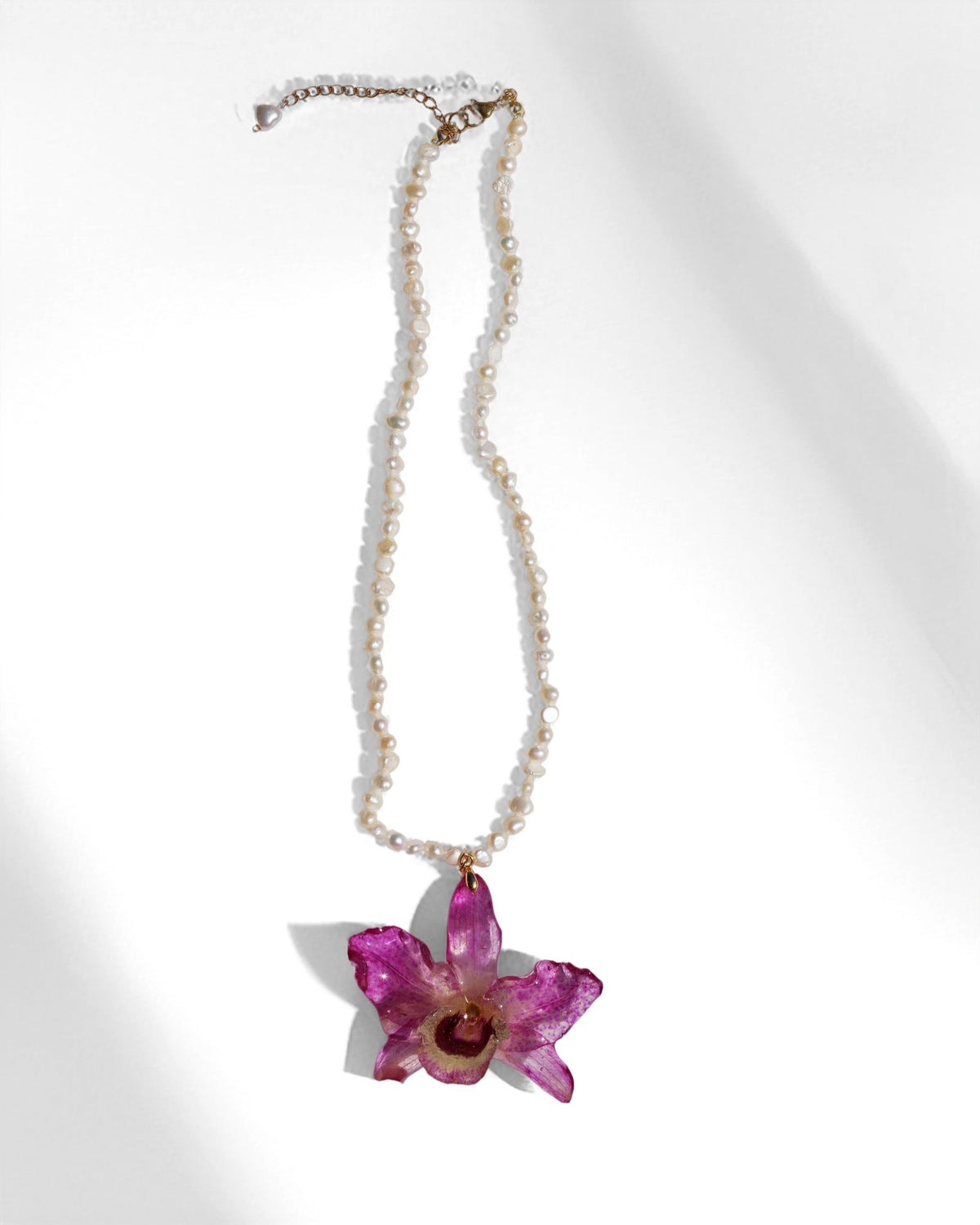 *Real Flower* Orchid Bloom Freshwater Pearl Pendant Necklace Earrings JewelryBlossom #flowerjewelry# #weddingjewelry# #bridaljewelry# #weddinggift# #bridemaidgift##giftforher# #mothergift# #daughtergift# #birthdaygift# #anniversarygi