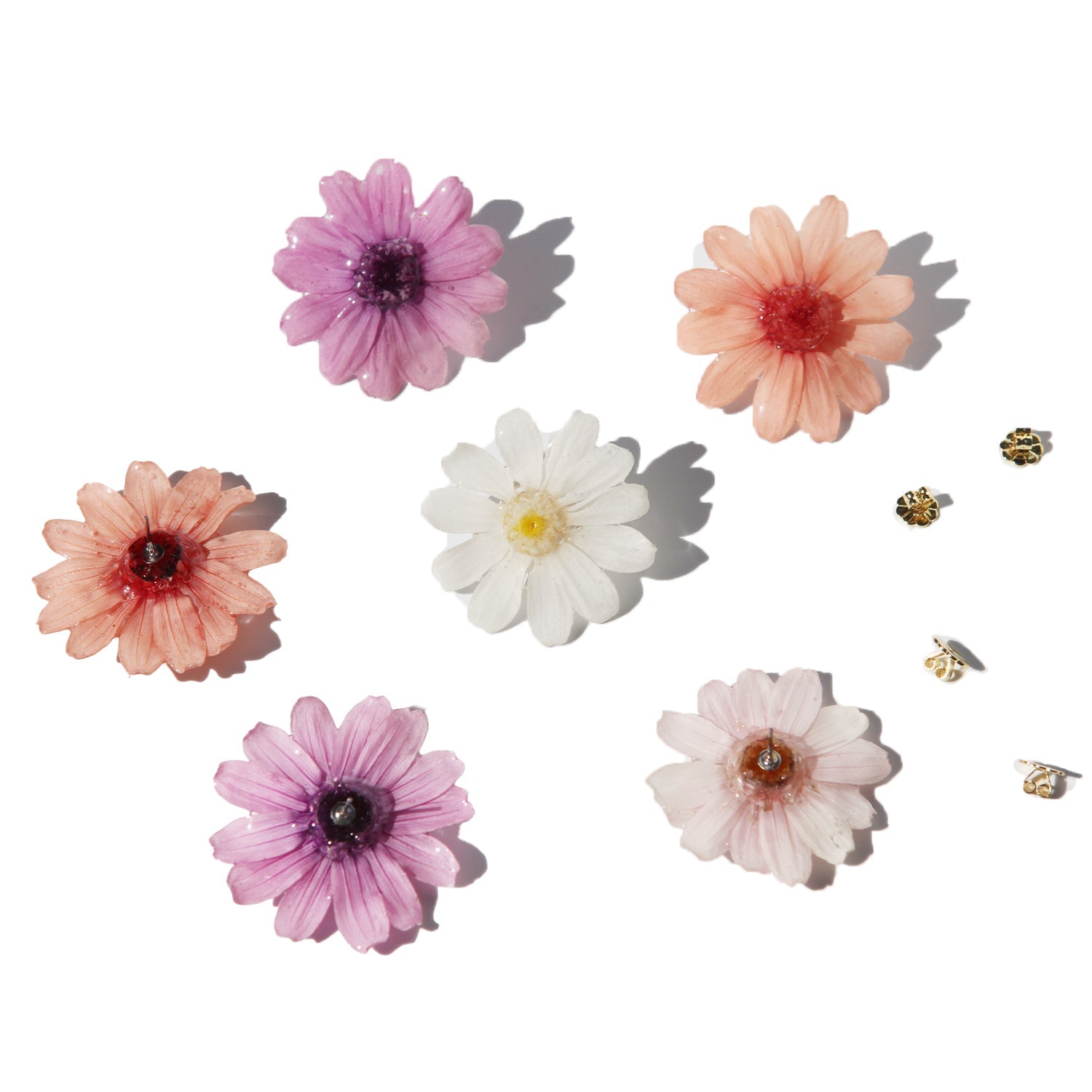 *Real Flower* Pink Daisy Stud EarringsHAIRJewelryBlossomuniqueflowerearringsgiftforhermothergiftdaughtergiftbirthdaygiftanniversarygift