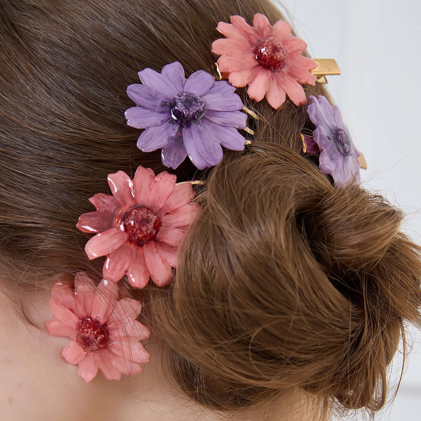 *Real Flower* Red Daisy Hair Combs (2 Pieces)HAIRJewelryBlossomuniqueflowerearringsgiftforhermothergiftdaughtergiftbirthdaygiftanniversarygift