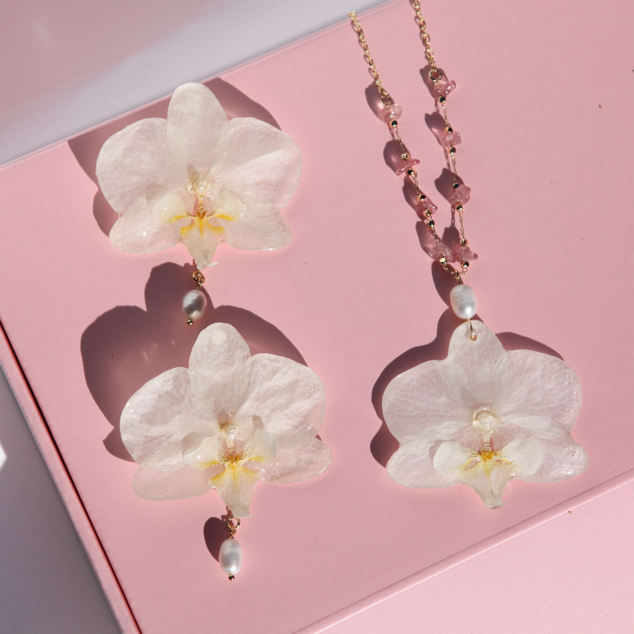*Real Flower* White Orchid Statement NecklaceEarringsJewelryBlossomuniqueflowerearringsgiftforhermothergiftdaughtergiftbirthdaygiftanniversarygift
