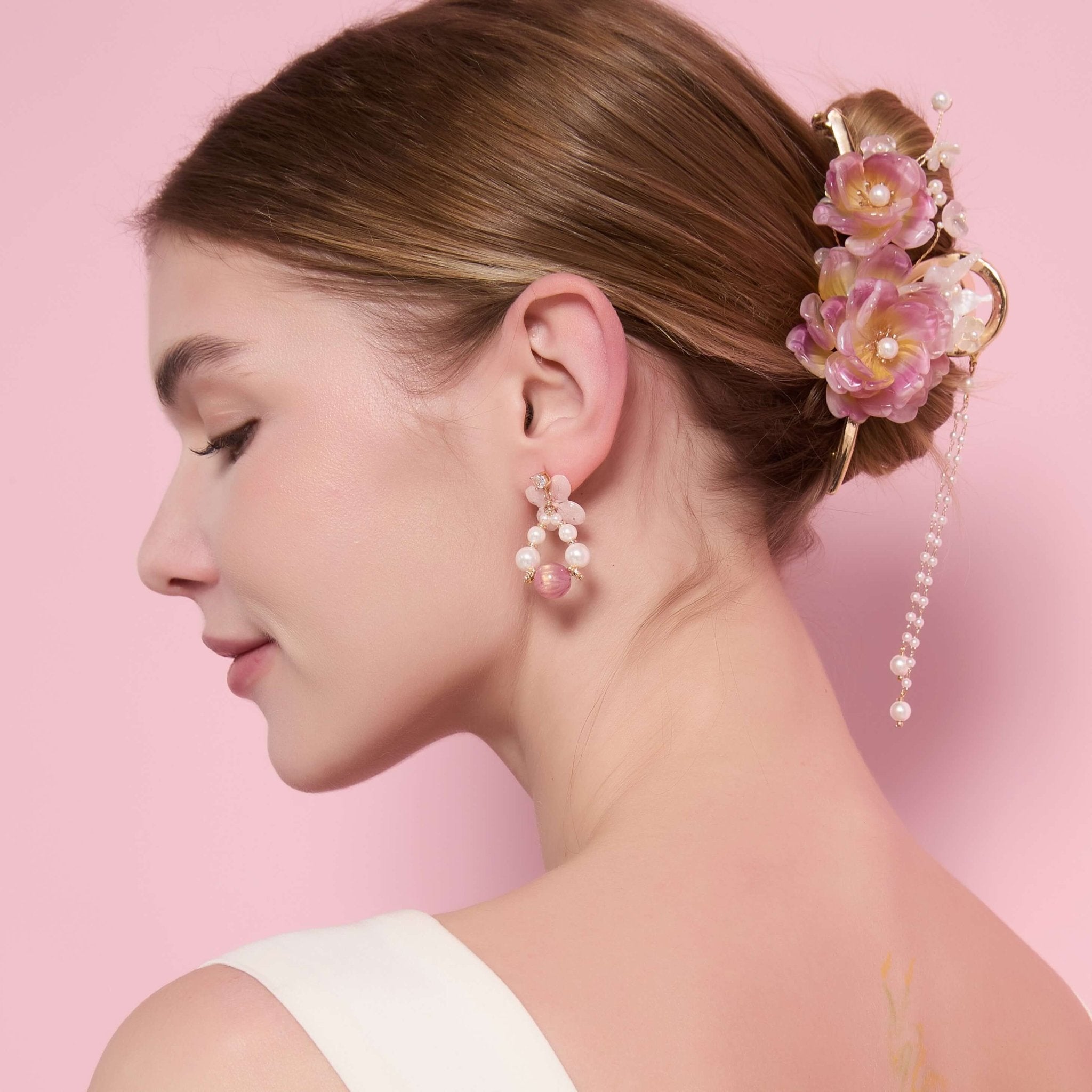 Rosy Hydrangea Pearl Dangle EarringsEarringsJewelryBlossomuniqueflowerearringsgiftforhermothergiftdaughtergiftbirthdaygiftanniversarygift