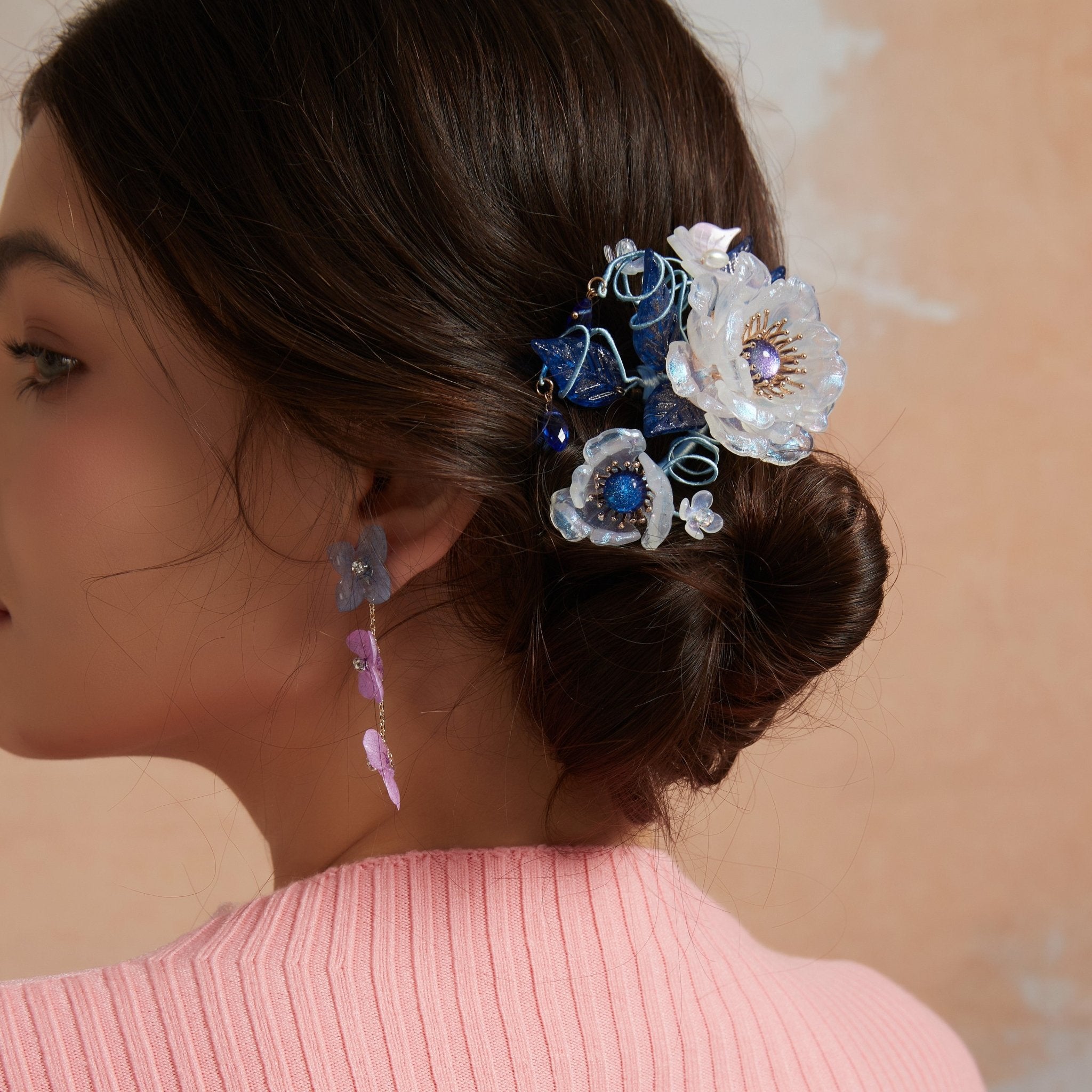 Sapphire Anemone Rose Hair ClipHair ClipsJewelryBlossomuniqueflowerearringsgiftforhermothergiftdaughtergiftbirthdaygiftanniversarygift