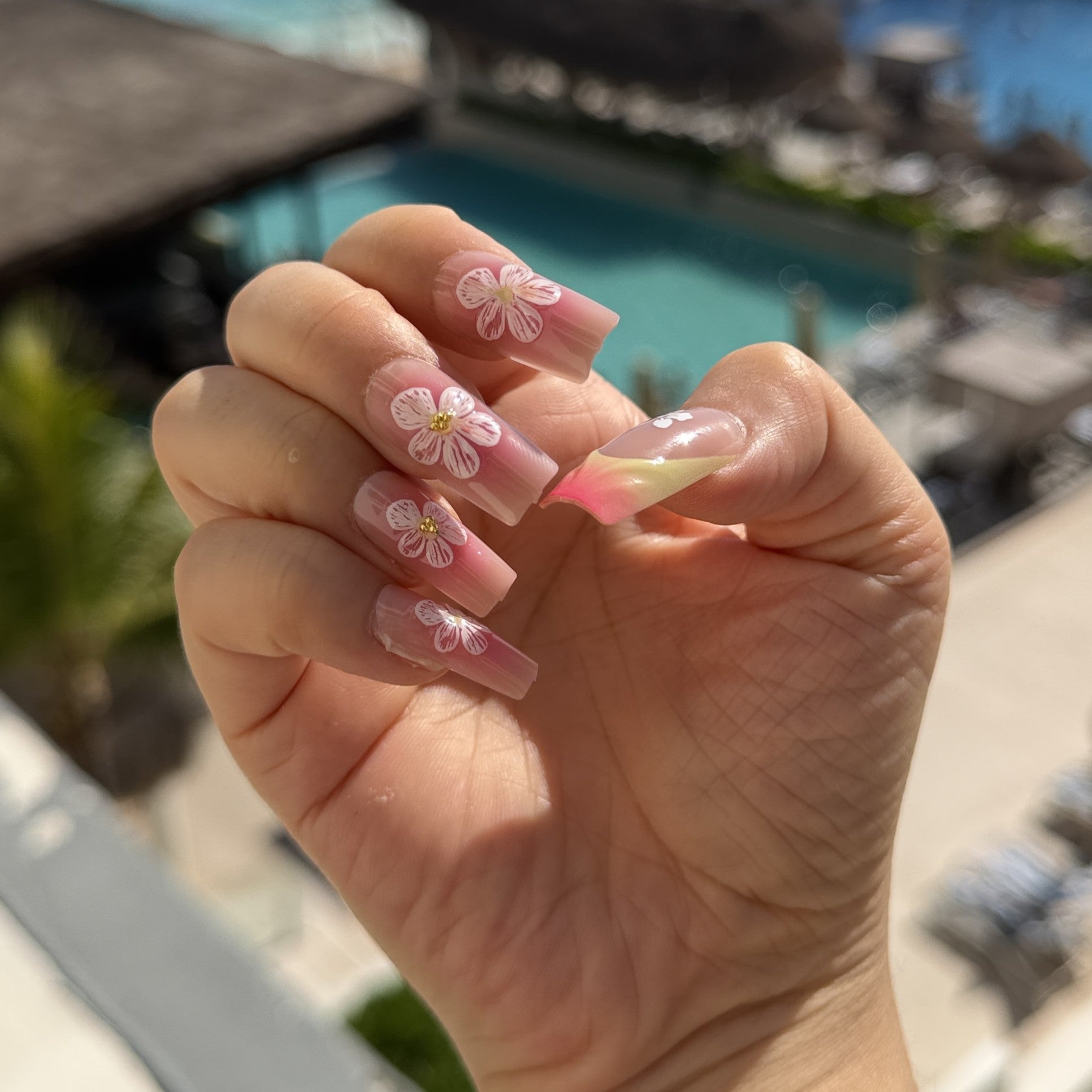 Scarlet Peony Hand - Painted Nail SetJewelryBlossomuniqueflowerearringsgiftforhermothergiftdaughtergiftbirthdaygiftanniversarygift