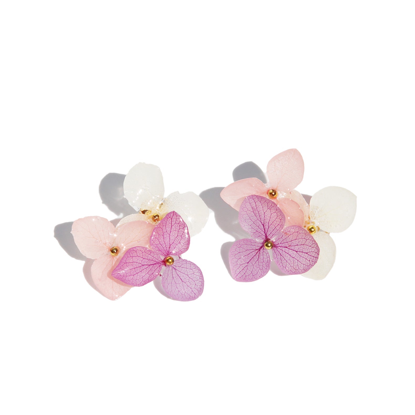 Three Tone Hydrangea Flower Earring StudsEarringsJewelryBlossomuniqueflowerearringsgiftforhermothergiftdaughtergiftbirthdaygiftanniversarygift