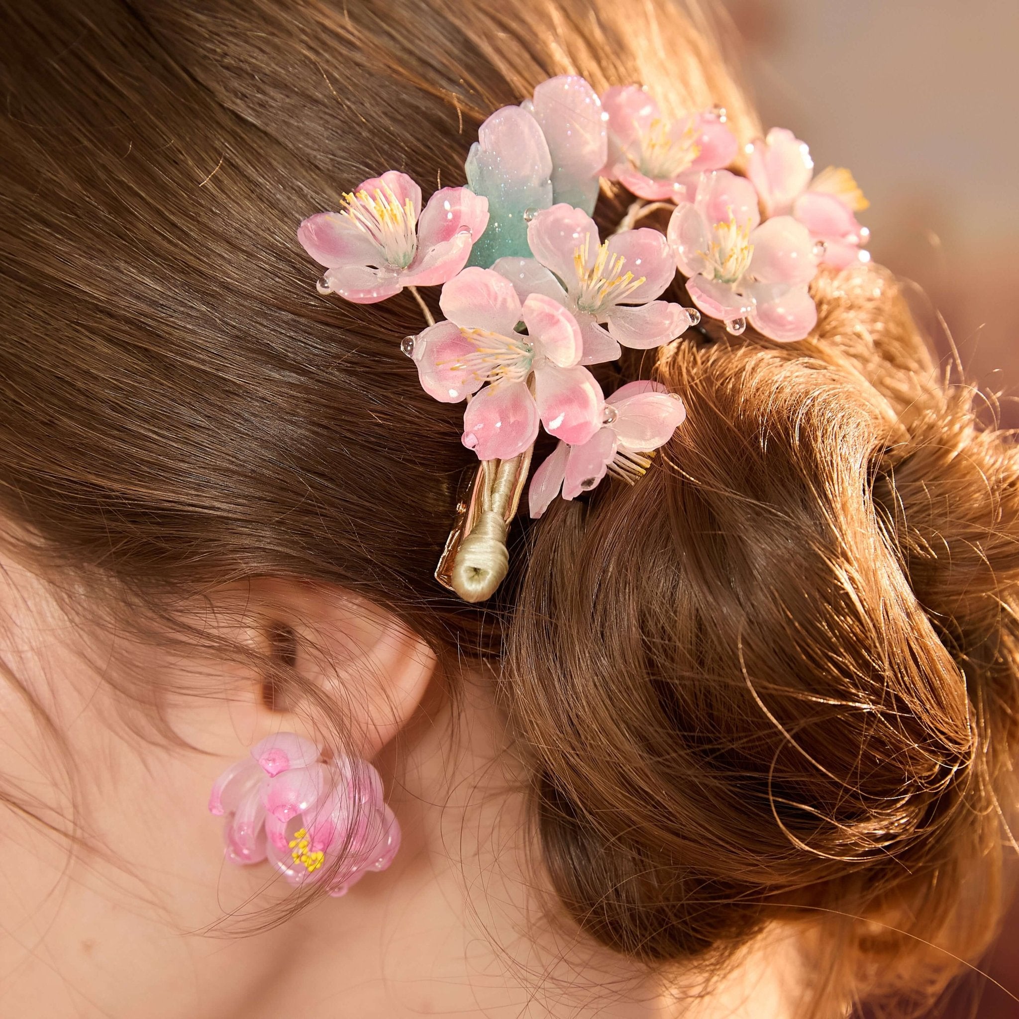 Whimsical Peach Leafy Garden Hair ClipHair ClipsJewelryBlossomuniqueflowerearringsgiftforhermothergiftdaughtergiftbirthdaygiftanniversarygift