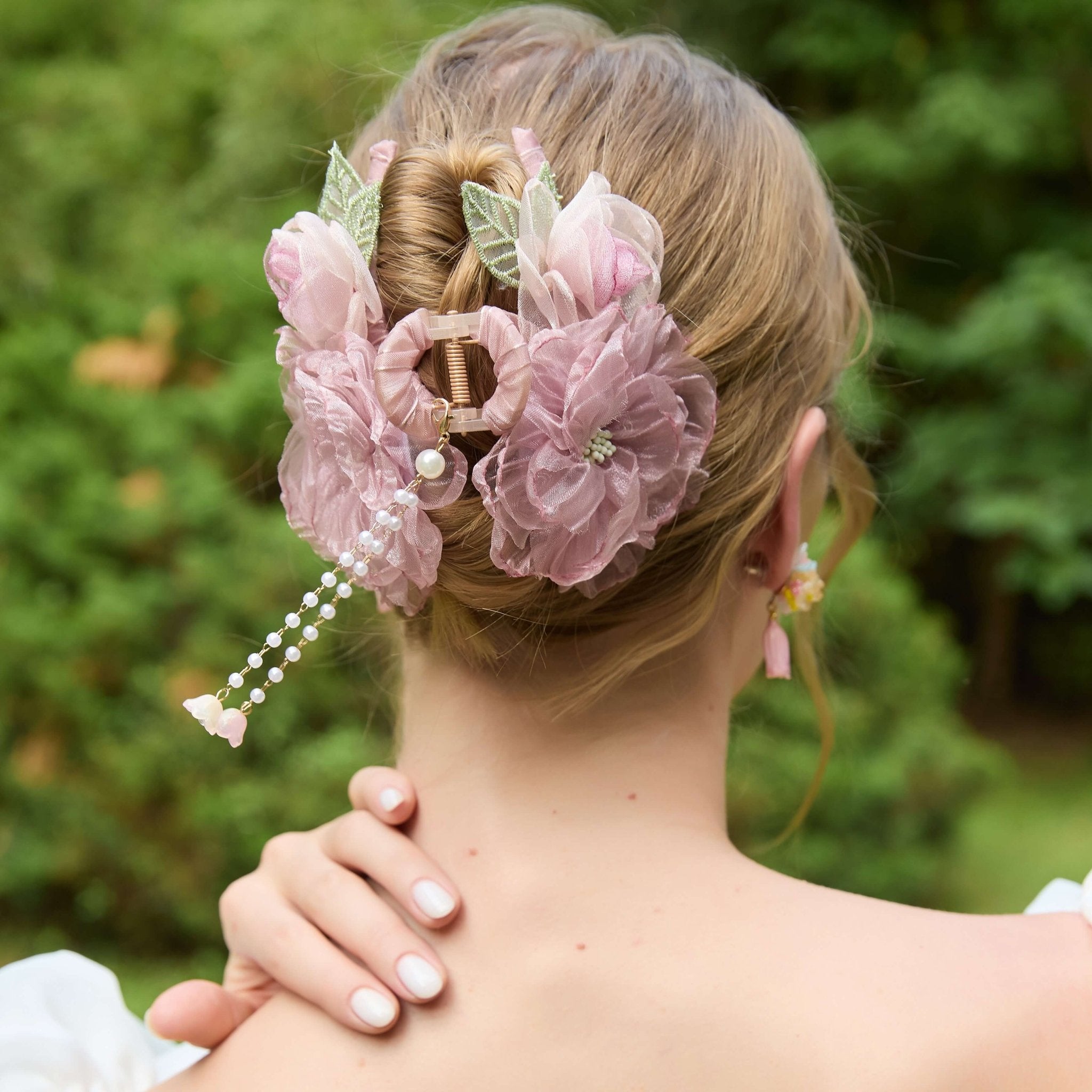 Whispering Rose Tassel Hair Claw hair claws JewelryBlossom flowerjewelry weddingjewelry bridaljewelry weddinggift bridemaidgiftgiftforher mothergift daughtergift birthdaygift anniversarygi