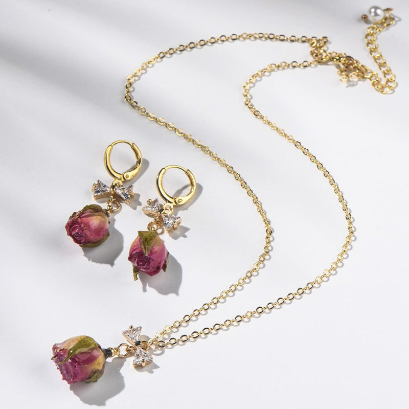 rose crystal earrings
wedding jewelry
real rose earrings
rose flower earrings
real flower jewelry
wedding rose earrigns