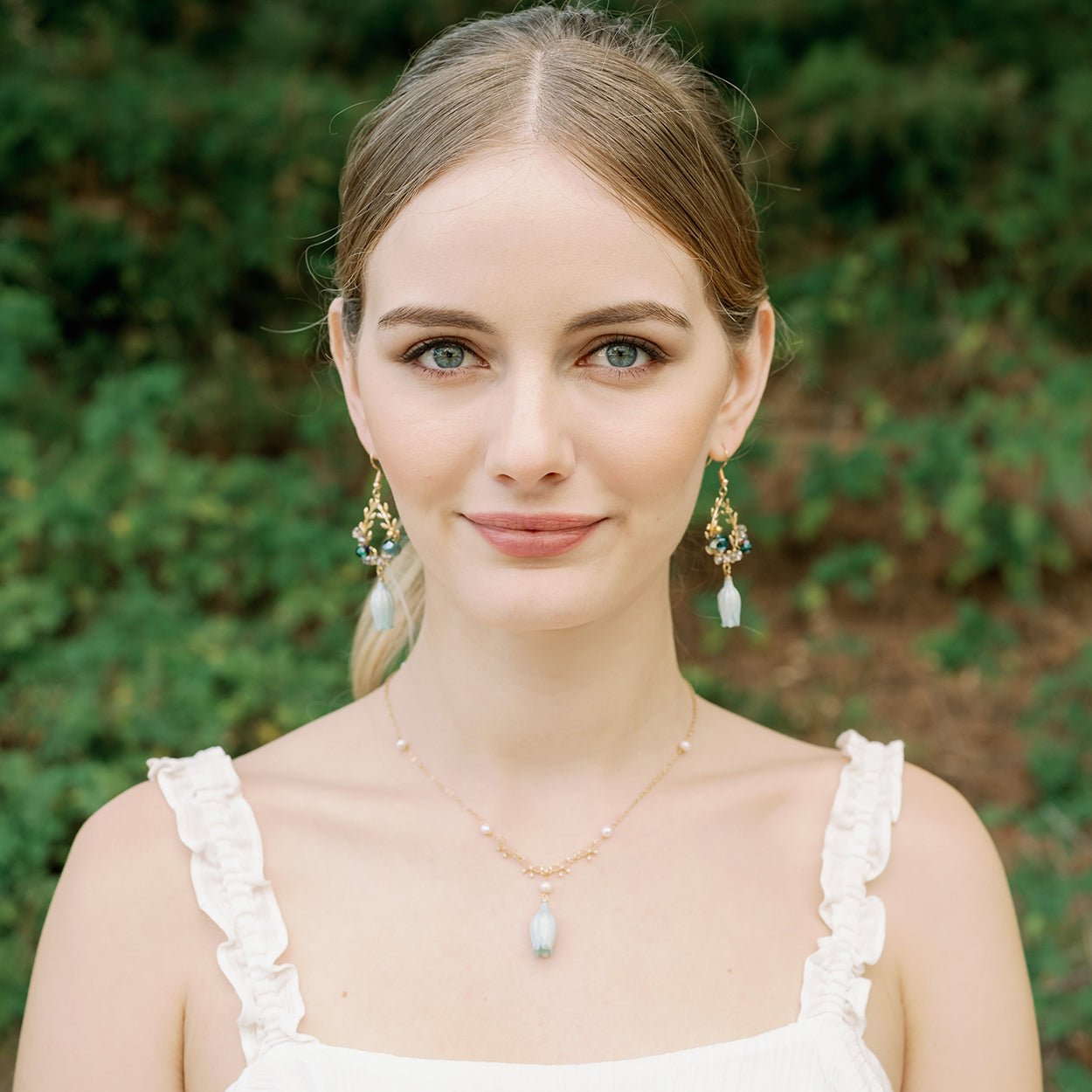 bell flower necklace
blue bell flower necklace
flower necklace
wedding necklace