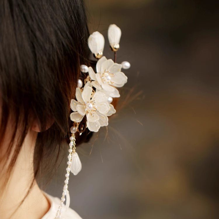 #flowerhairclips# #jewelryblossom##hairclips##weddinghairstyle##weddingjewelry# #hairclip# 
#flowerjewelry# lotus flower hair