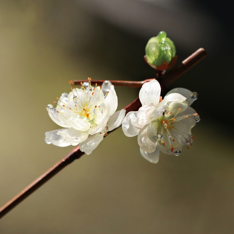 #flowerhairclips# #jewelryblossom##hairclips##weddinghairstyle##weddingjewelry# #hairstick# 
#flowerjewelry# plum flower hair