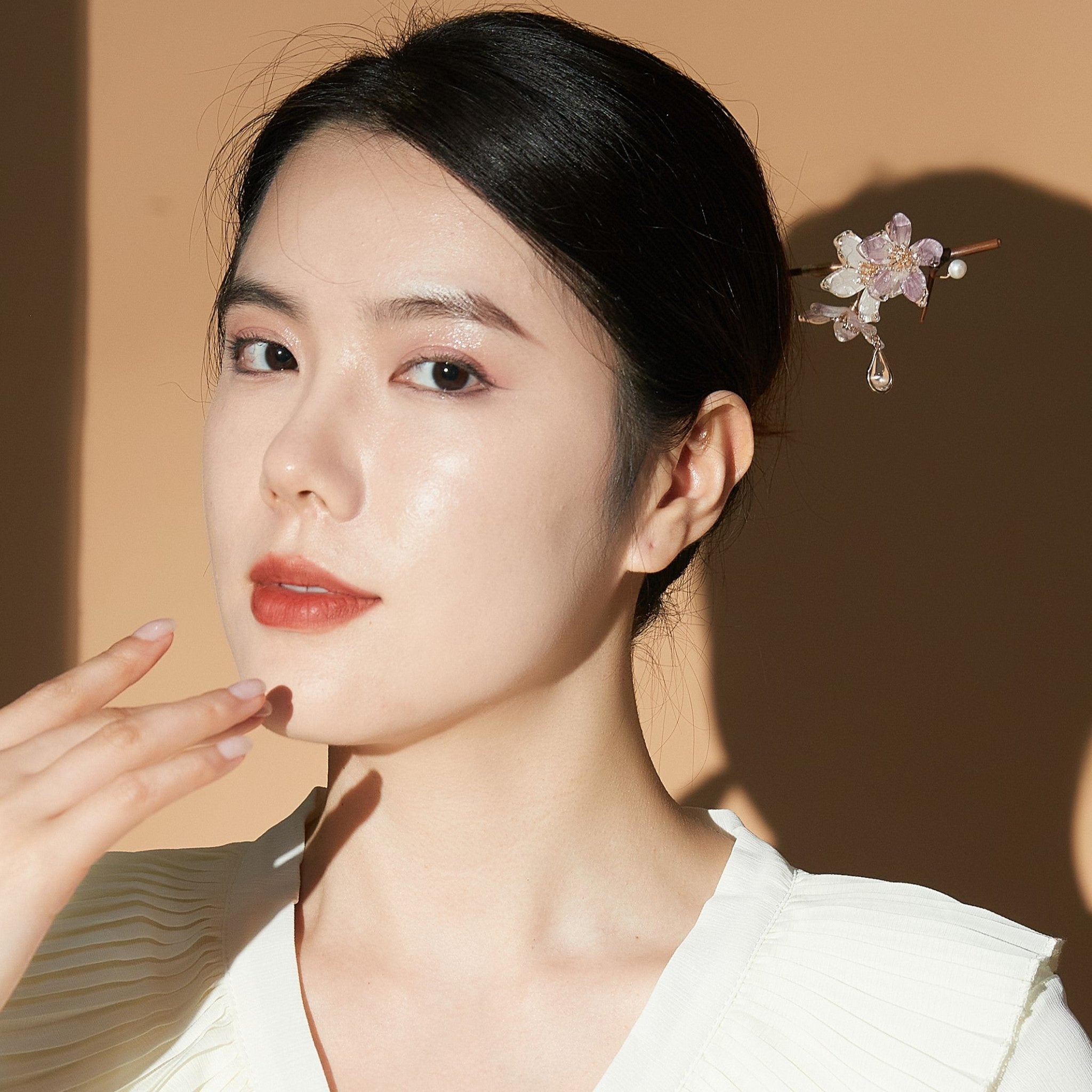 #flowerhairclips# #jewelryblossom##hairclips##weddinghairstyle##weddingjewelry# #hairstick# 
#flowerjewelry# plum flower hair