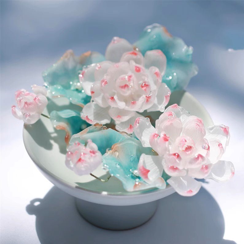 #whitehairclip# - #jewelryblossom##magnoliahairstick##magnoliahair##weddingjewelry##flowerhairstick# flower hairclip