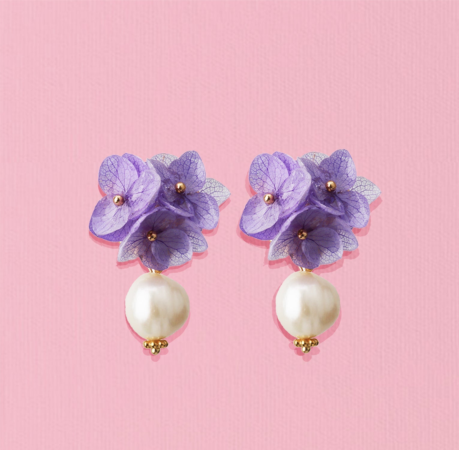 #flowerstuds# jewelryblossom#earrings##flowerearrings##weddingearrings##realflowerearrings##hydrangeaearrings# flower studs