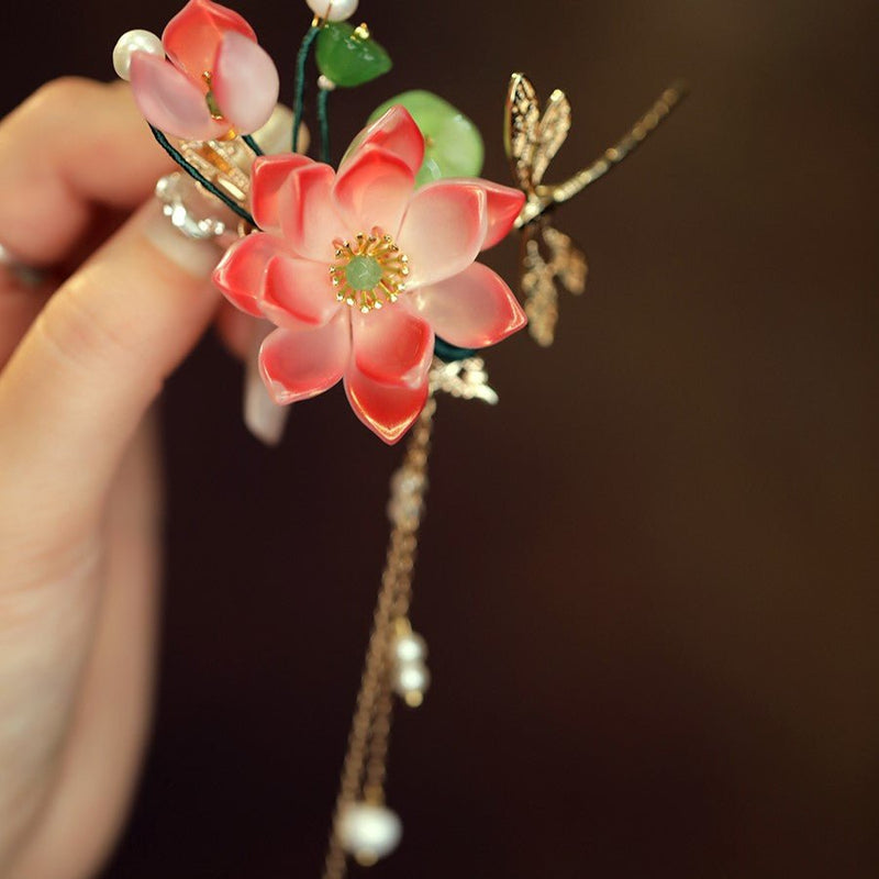 waterlily hair clip #flowerhairclip# #weddinghair
