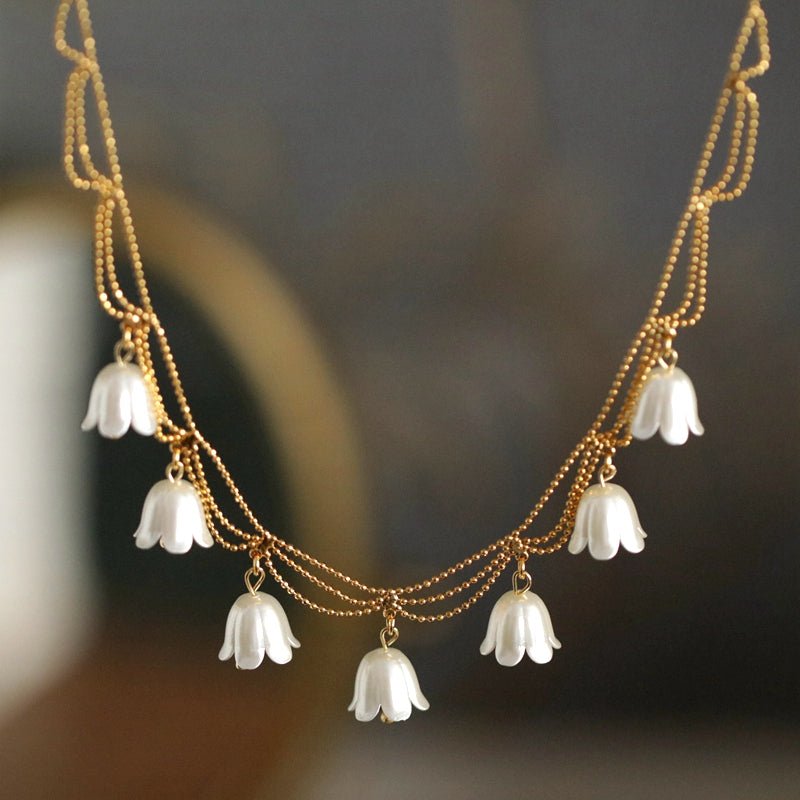 White Translucent Bellflower NecklaceNecklaceJewelryBlossomuniqueflowerearringsgiftforhermothergiftdaughtergiftbirthdaygiftanniversarygift