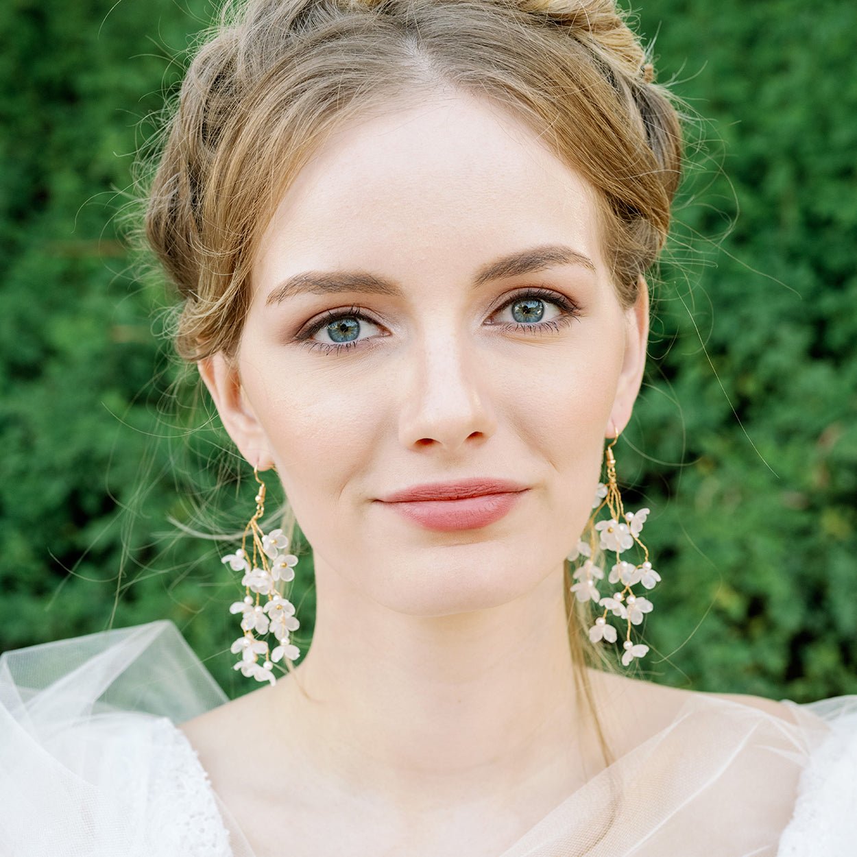 White Translucent Pear Flowers Drop EarringsEarringsJewelryBlossomuniqueflowerearringsgiftforhermothergiftdaughtergiftbirthdaygiftanniversarygift